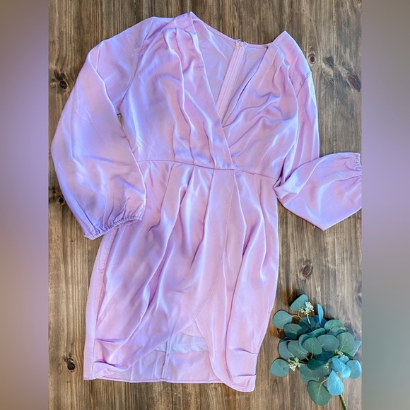 Entro Purple Perfection Pleated Dress
Medium satin - Picture 3 of 10